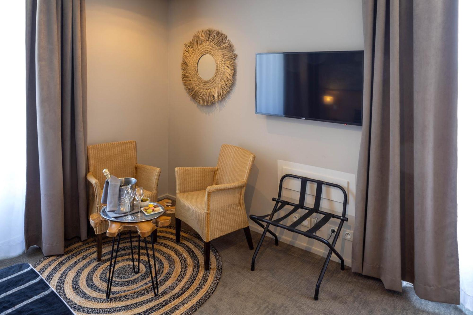 Hotel Garrigae Manoir De Beauvoir Poitiers Sud - & 3*