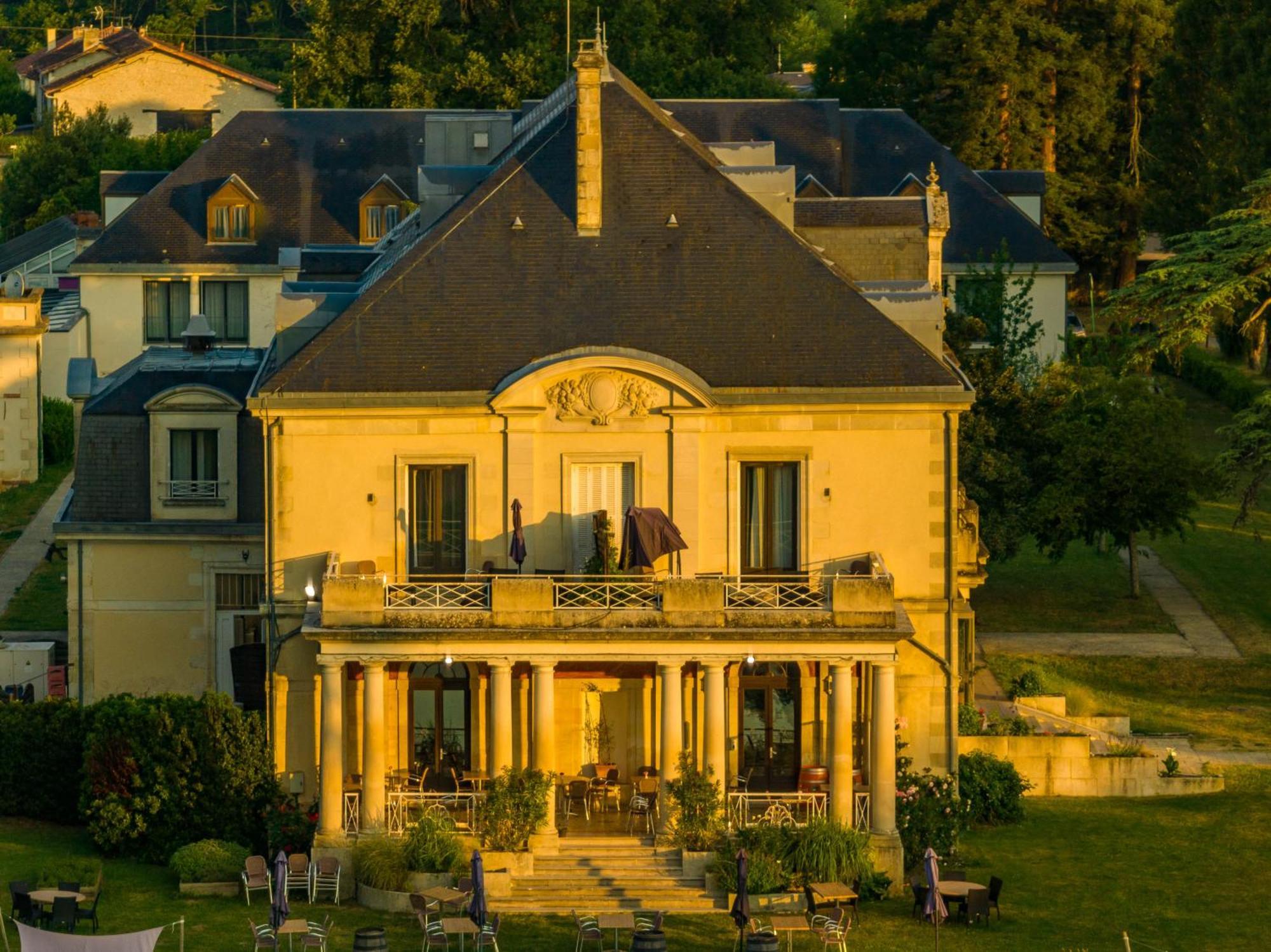 Garrigae Manoir De Beauvoir Poitiers Sud - & 3*