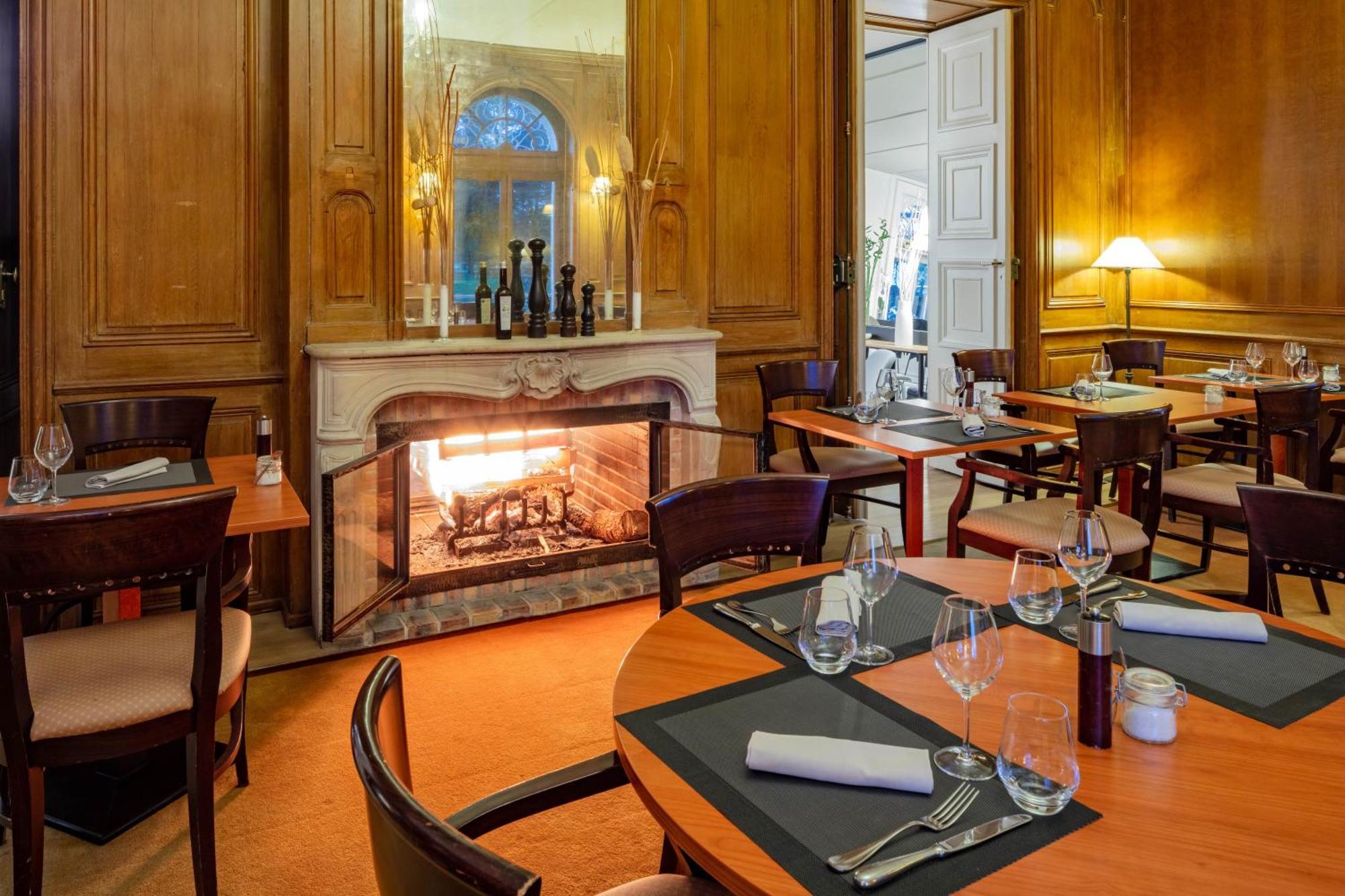 Garrigae Manoir De Beauvoir Poitiers Sud - & Hotel