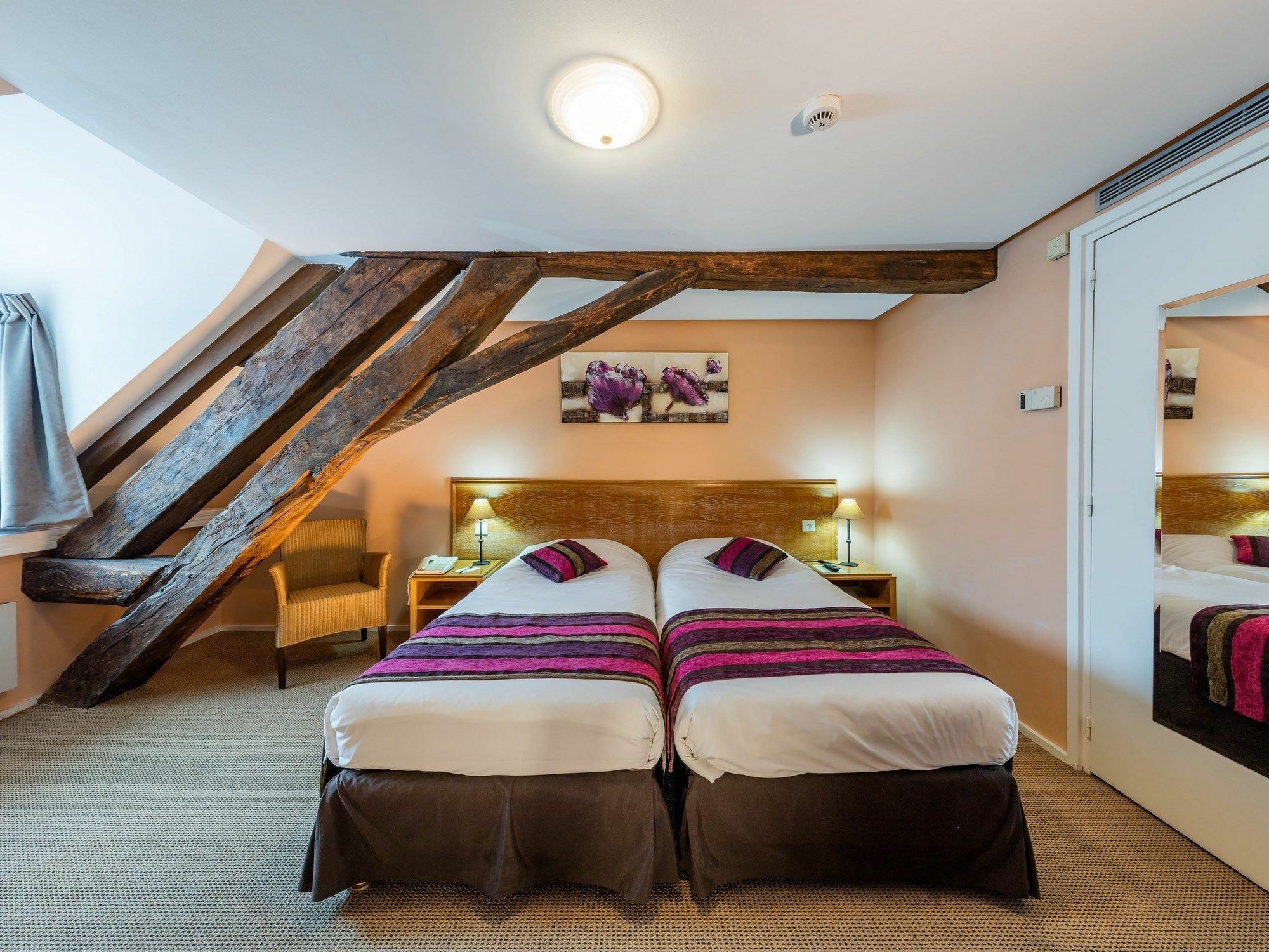 Hotel Garrigae Manoir De Beauvoir Poitiers Sud - &